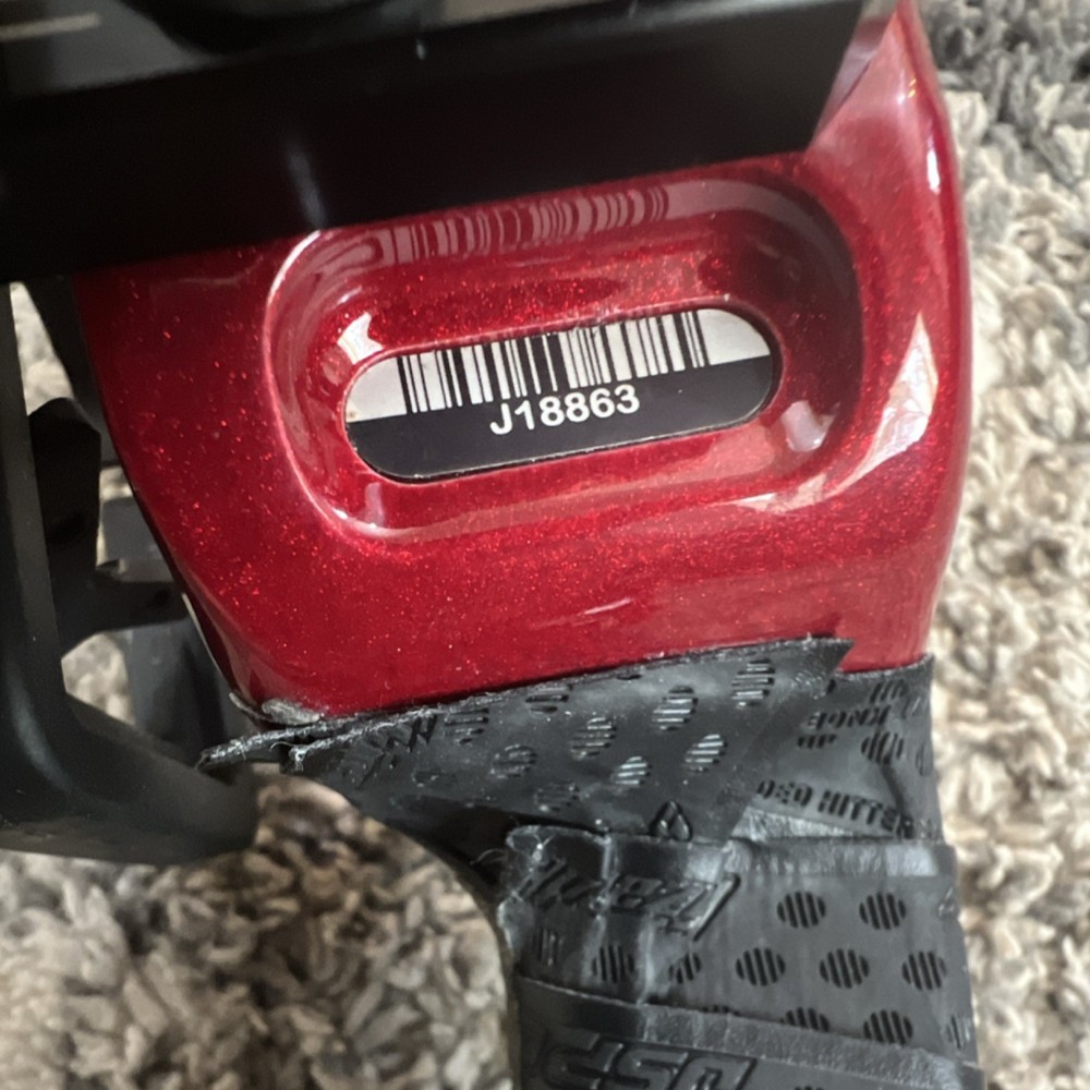 Bowtech R36 Medium Compound Bow Red Black Right Hand Target J18863