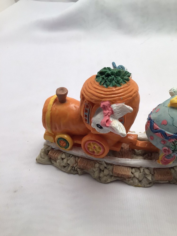 Vntg Easter Collection Mini Easter Bunny Train Spring decor 1995 item no. 62105