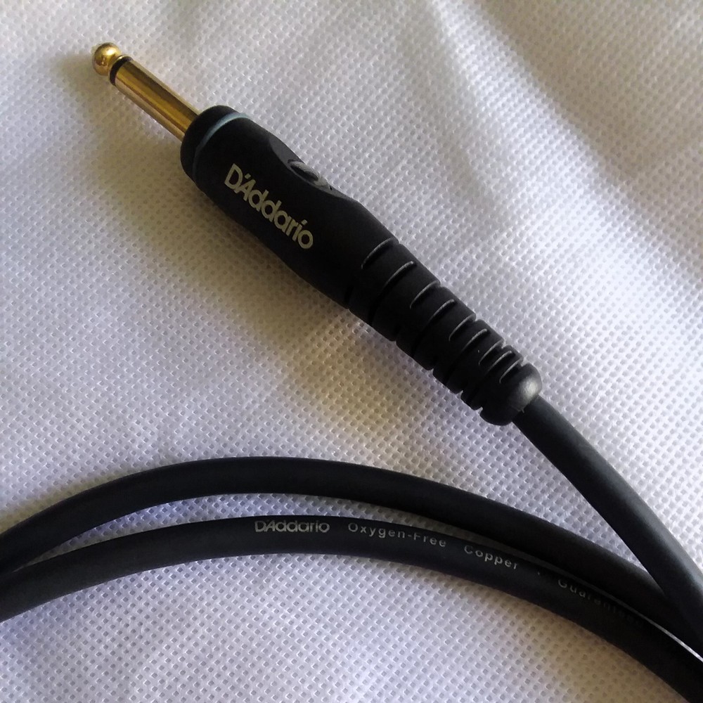 d'addario custom series instrument cable 5'