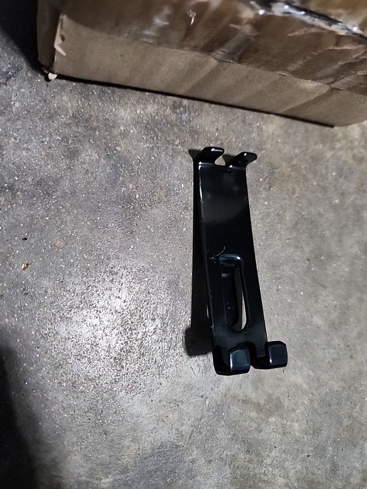 25 PCS Gridwall Utility Hook Grid wall Panel Display Picture Notch Black