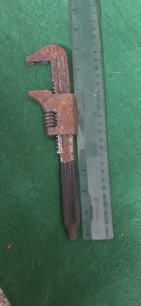 Antique Pipe Wrench Monkey Wrench 9" Adjustable