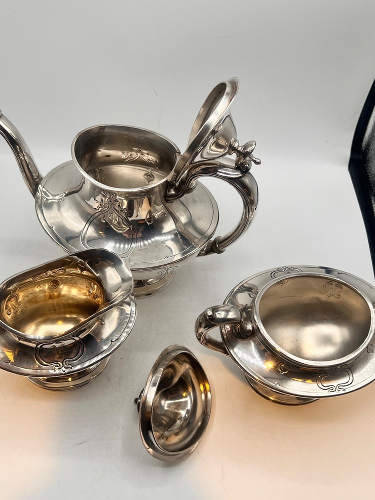 Reed & Barton 3882 silverplate three piece tea set