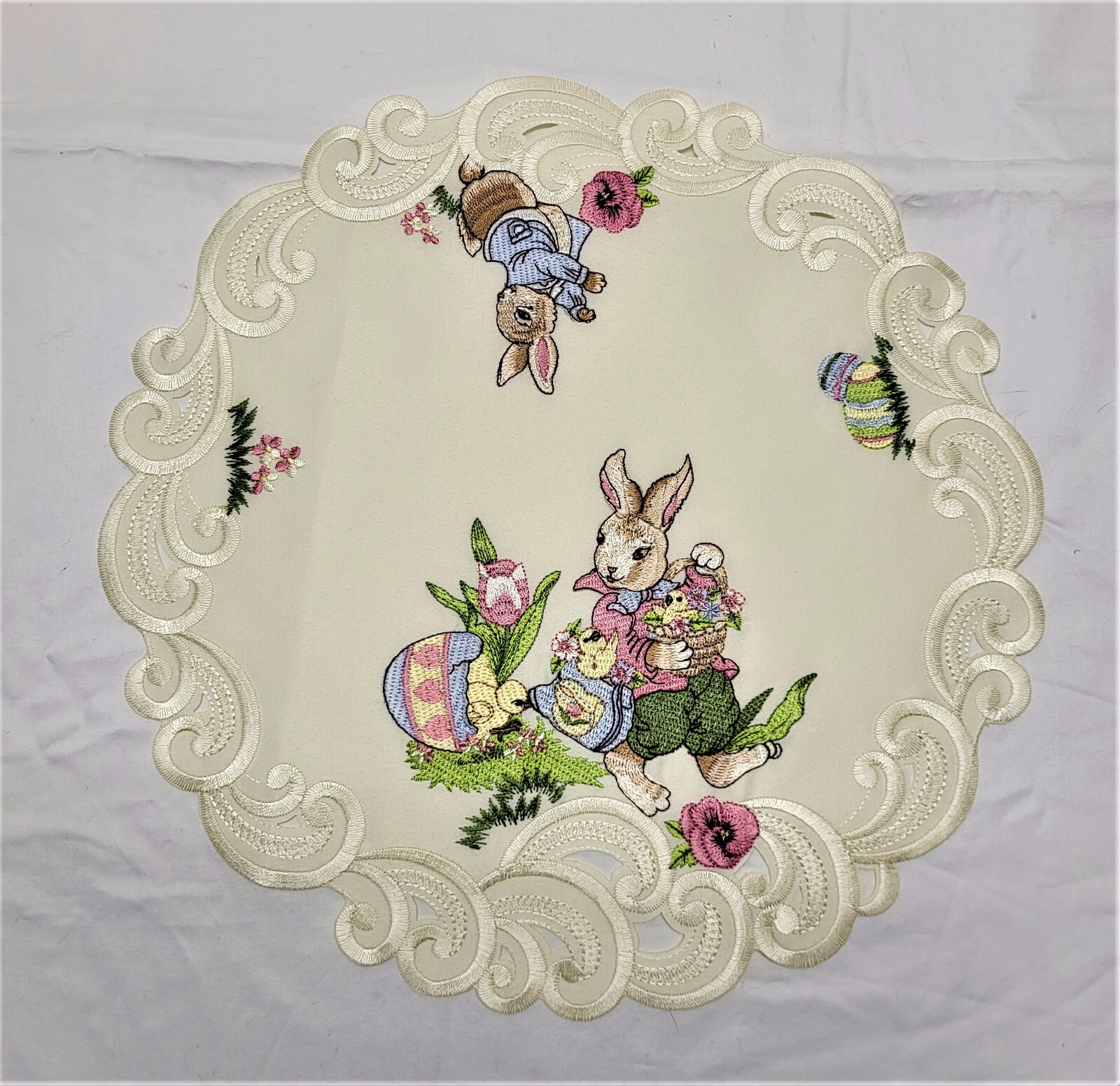 Doily Boutique Table Runner, Doily, Mantel Scarf with Easter Bunny on Ivory