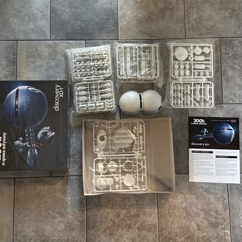 Moebius Models MOE2001-3 2001: A Space Odyssey Kit