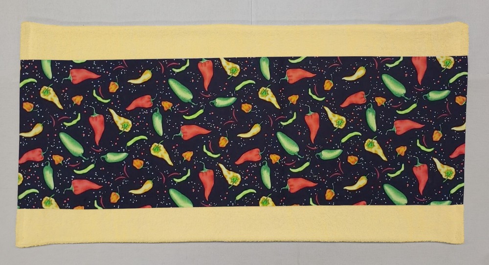 Hot Peppers Terrycloth Bathmat