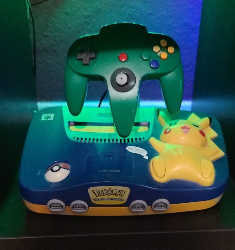 Nintendo 64 N64 Console Display Stand w/ Floating Controller Mount