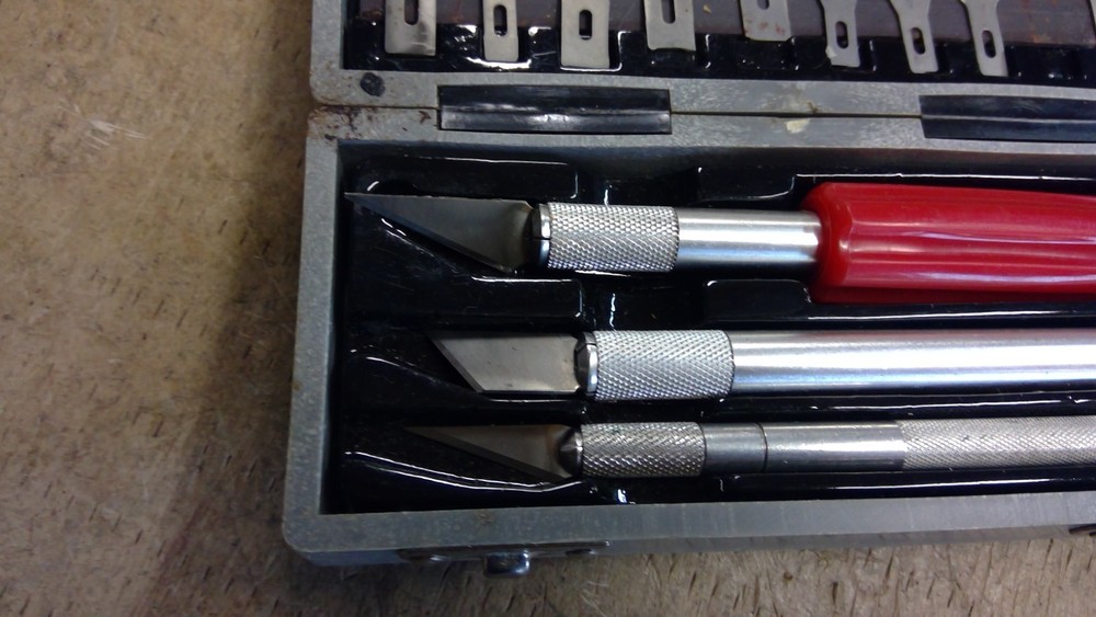 DREMEL KNIFE SET HOBBY CARVING RAZOR WITH CASE