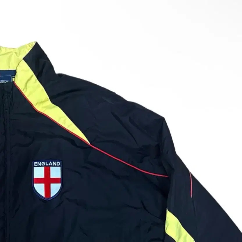 Umbro 2000s England Logo Windbreaker Jacket Size 100