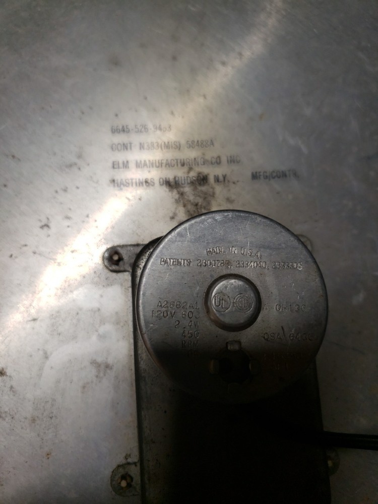 Vintage Elm Manufacturing Co Clock,