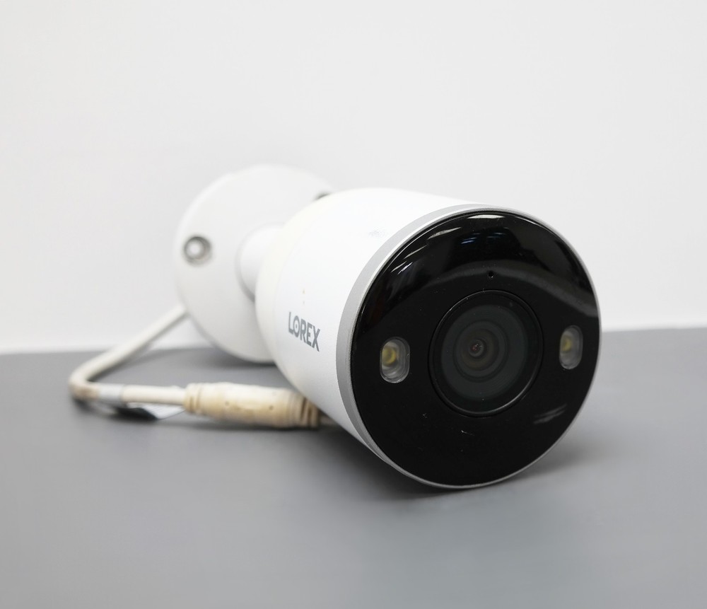 LOREX E892AB-Z 4K Ultra HD Smart Deterrence IP Camera