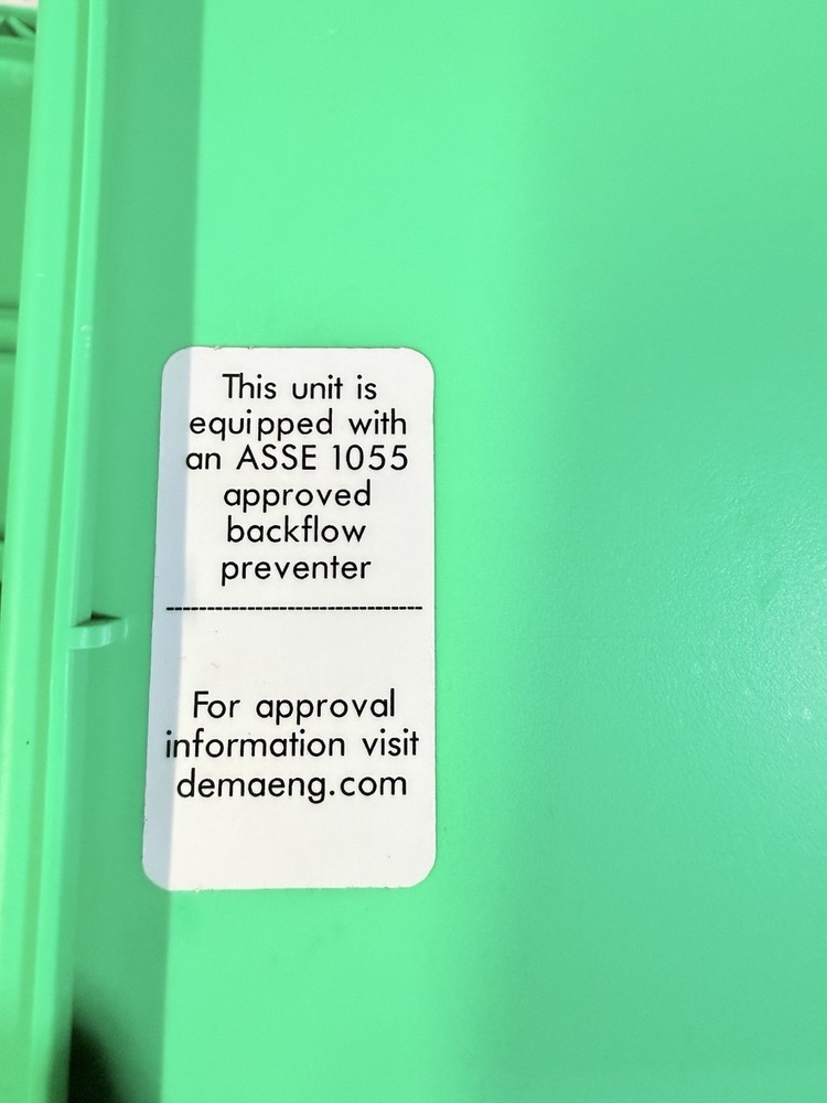 3M Flow Control System chemical dispenser, a wall-mounted.