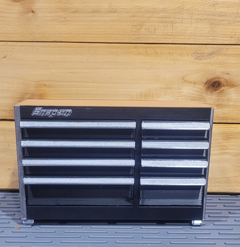 Novelty Mini Toolbox "Snap On"