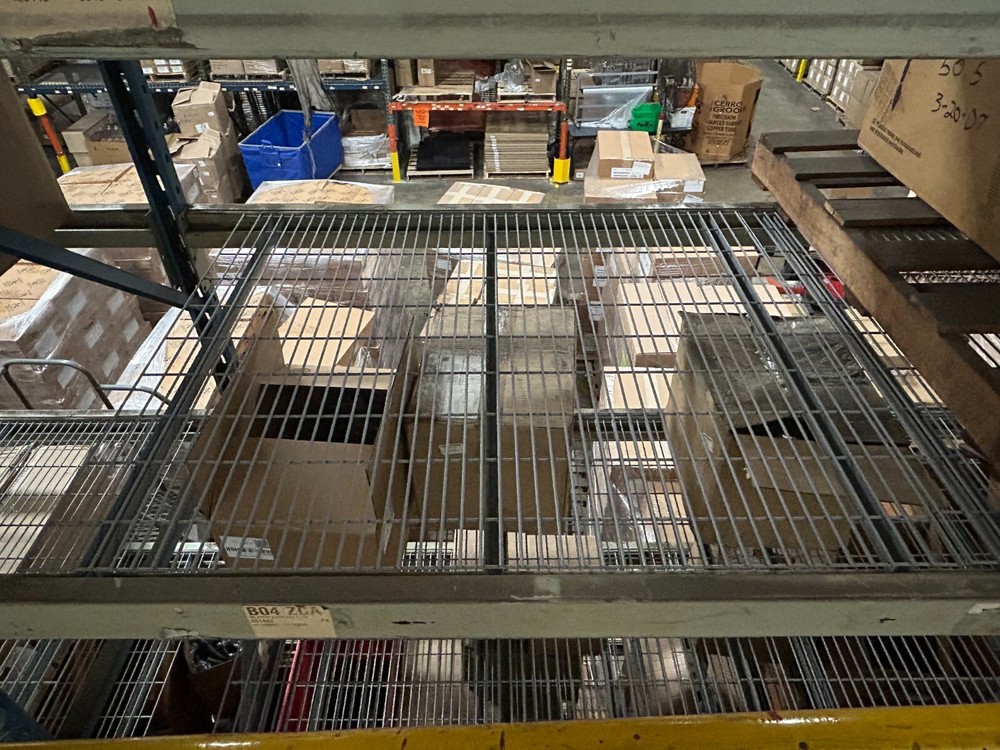 PALLET RACK WIRE DECKING- FLAT FLUSH DECK, 3-CHANNEL, FITS 42" RACKING
