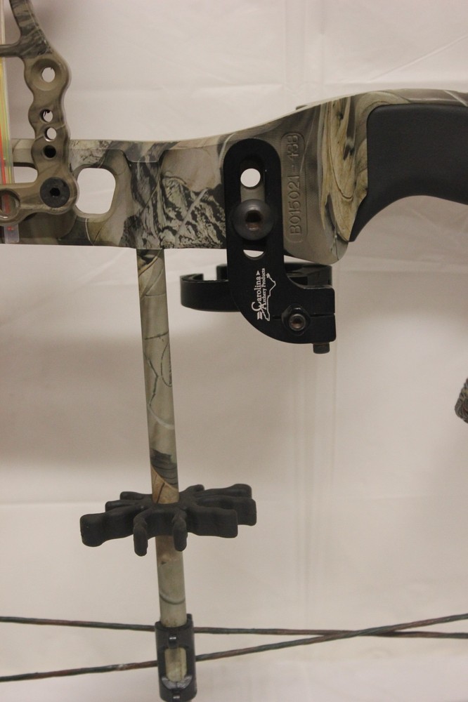 Bowtech Tomkat RH Compound Bow 70 LBS Camo