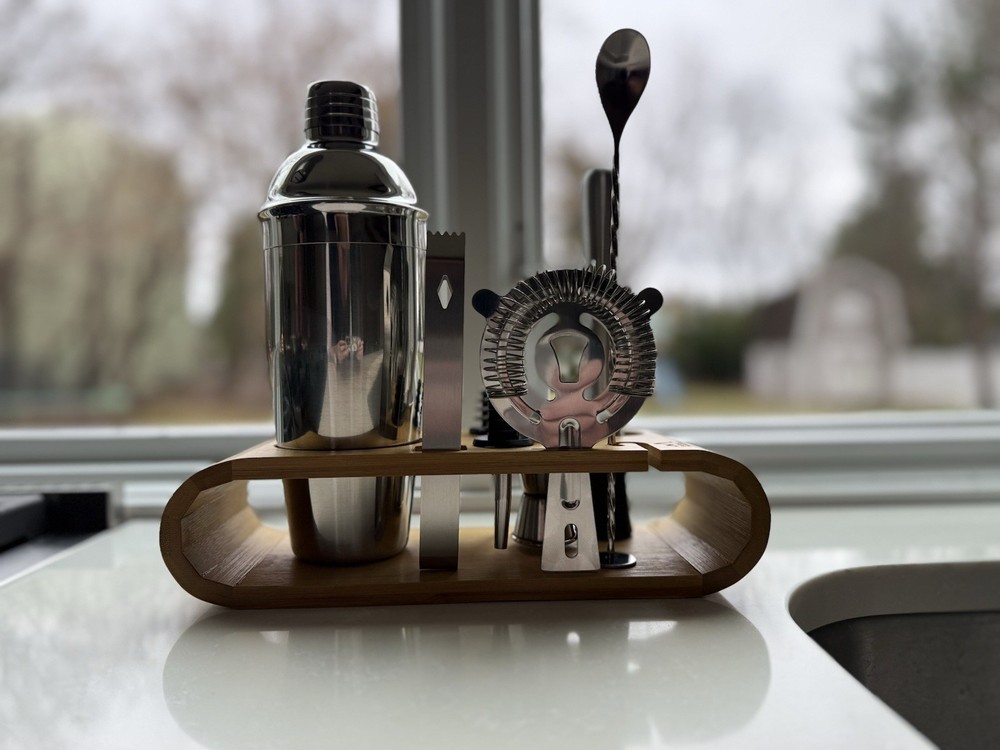 cocktail shaker set bartender kit Everest. SHIPS FREE