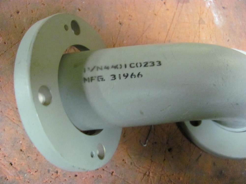 GRAY ELBOW LINE SECTION  1 5/8 CONNECTOR 31966 1 CO 233 HAM AMPLIFIER