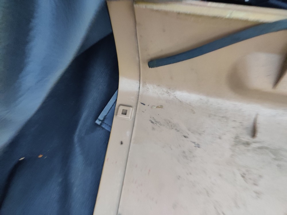 1987 - 1994 SAAB 900 BOOT COVER TAN