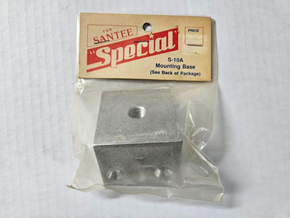 The Santee Special S-10A Mounting Base Angle Mount for Vertical Surface Mounting