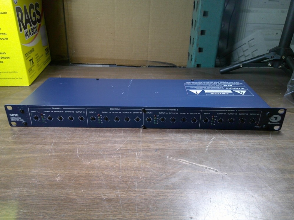 Symetrix 581E Distribution Amplifier