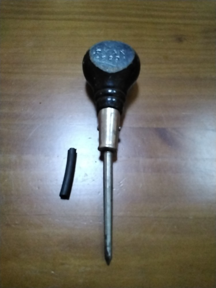 Vintage Ryan Tool 6” Awl Black