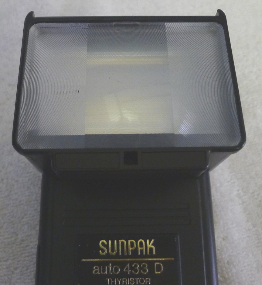 Sunpak Auto 433 D Thyristor Shoe Mount Flash w/ TL-8 Diffuser -For Nikon -TESTED