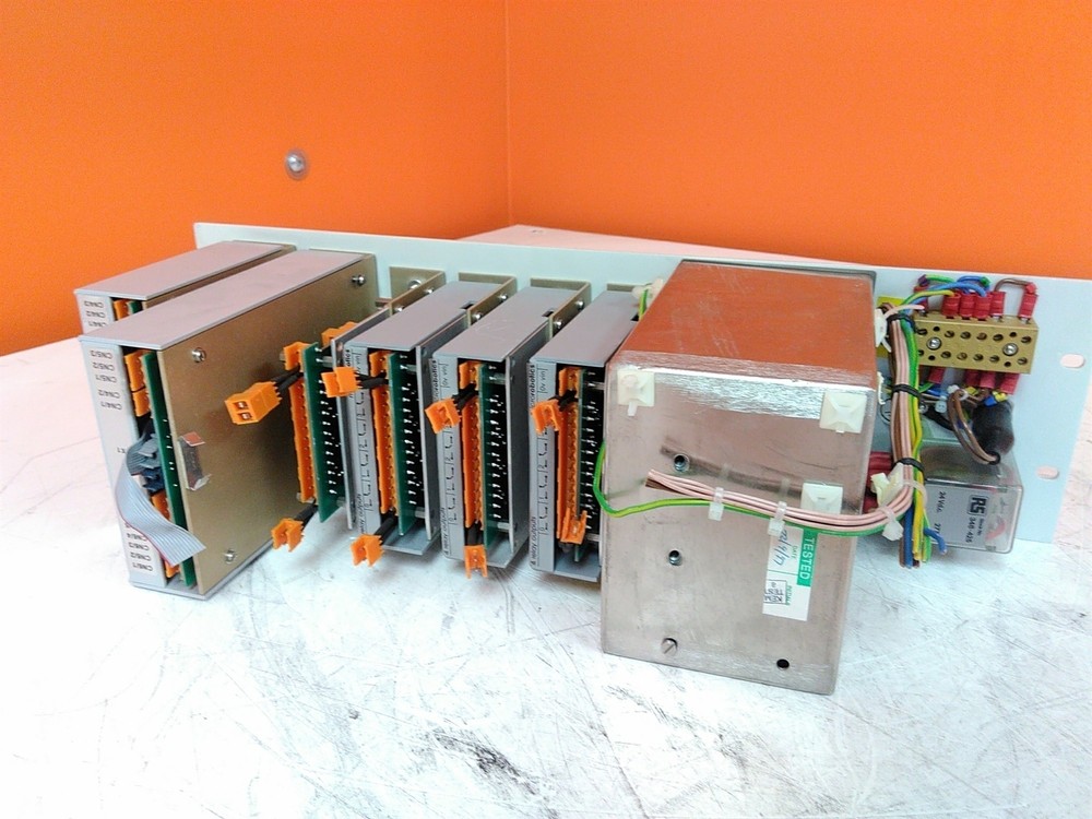 Defective Kratos Analytical AC0944AB Vacuum Control Unit AS-IS