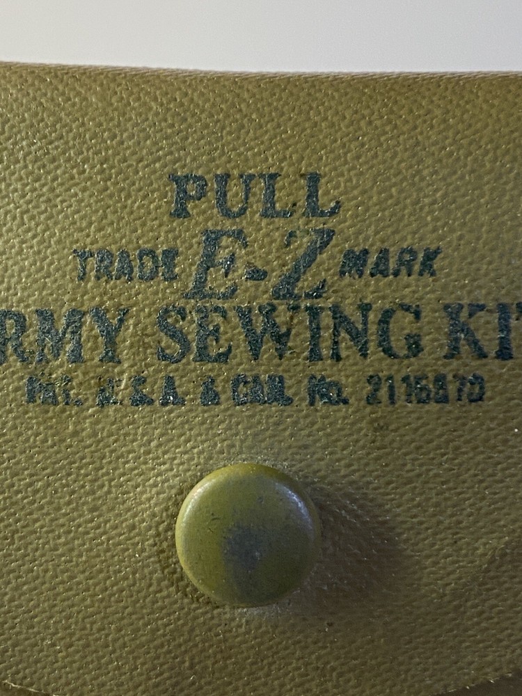 Vintage WWII Pull E-Z Army Sewing Kit with Pins,Thread & Buttons Water Resistant