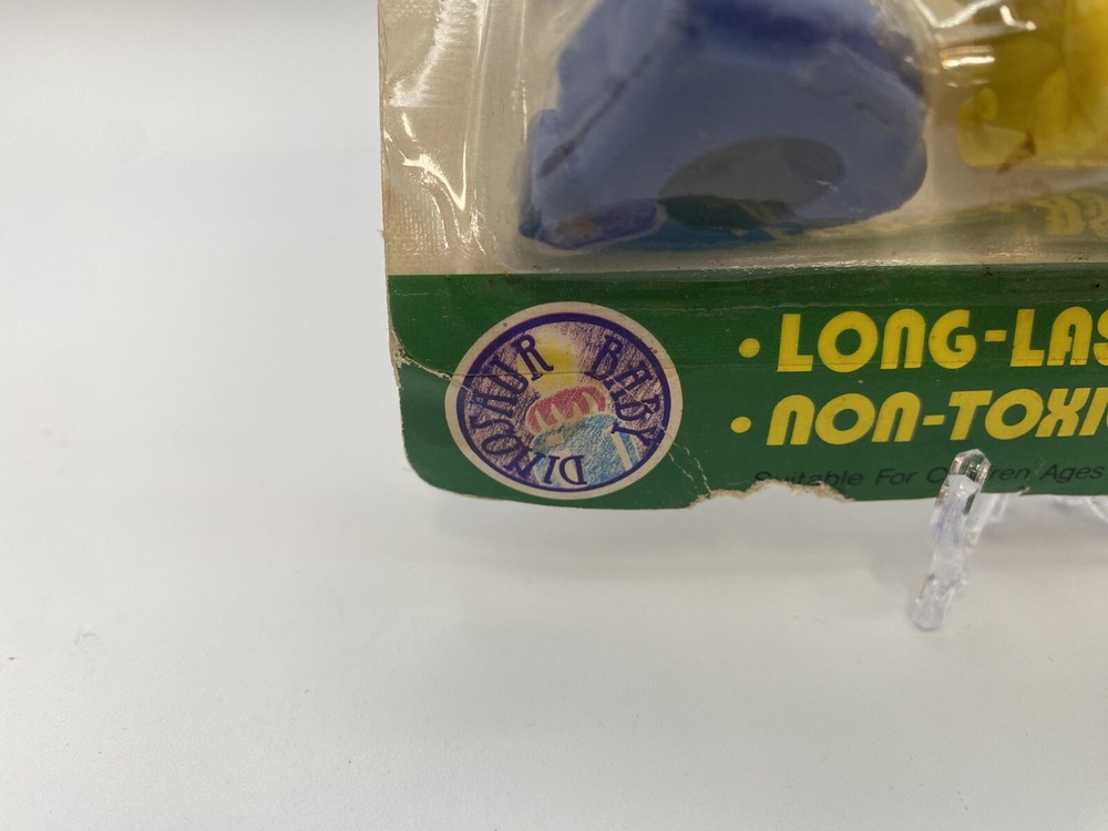 Dino Shape 4pc Dinosaur Shaped Color Crayons (B2)