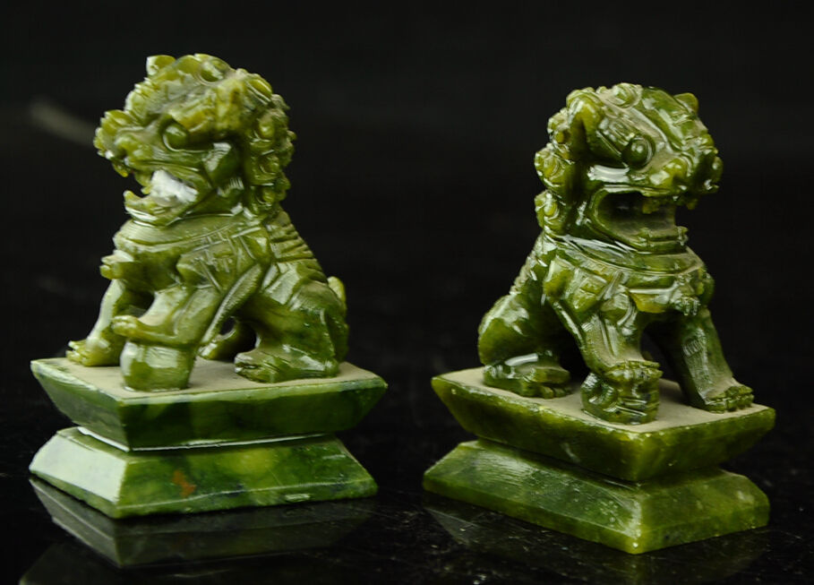 Exquisite Pair Chinese Green Jade Fengshui Foo Fu Dog Guardion Door Lion Pair