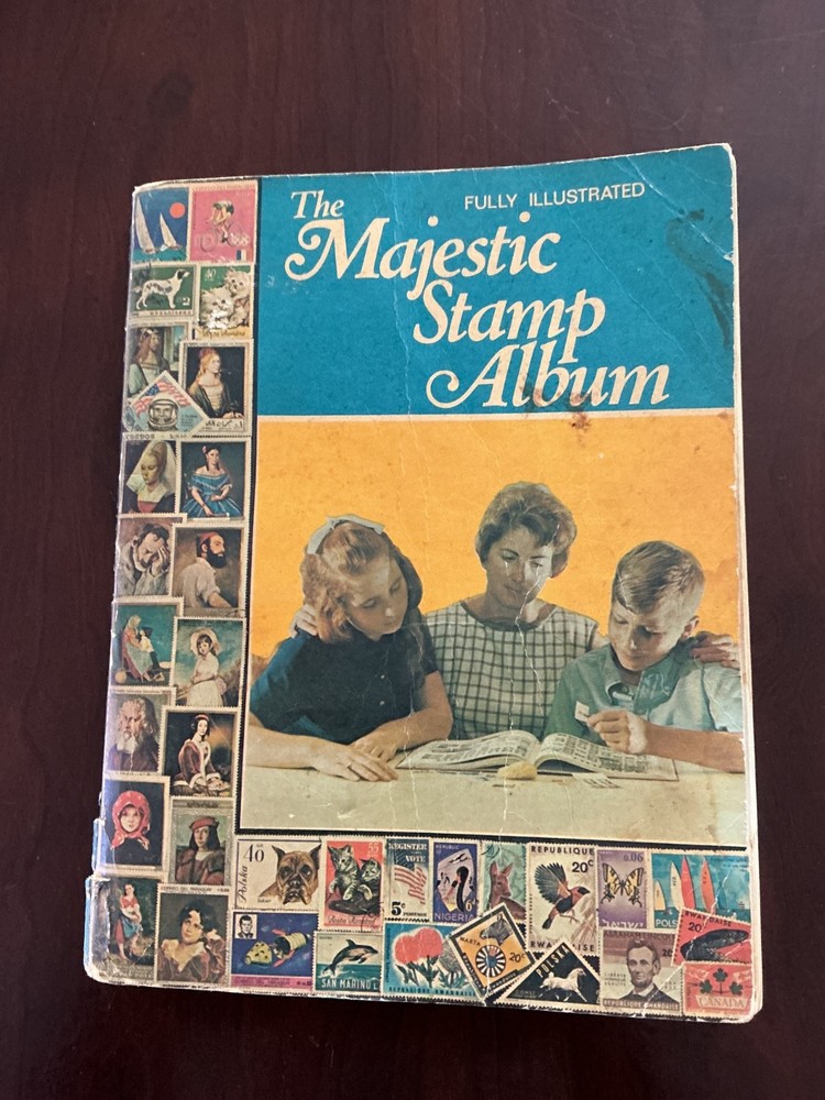 Vtg The Majestic Stamp Album 1973 Fully Illustrated Plus Many Stamps Mounted
