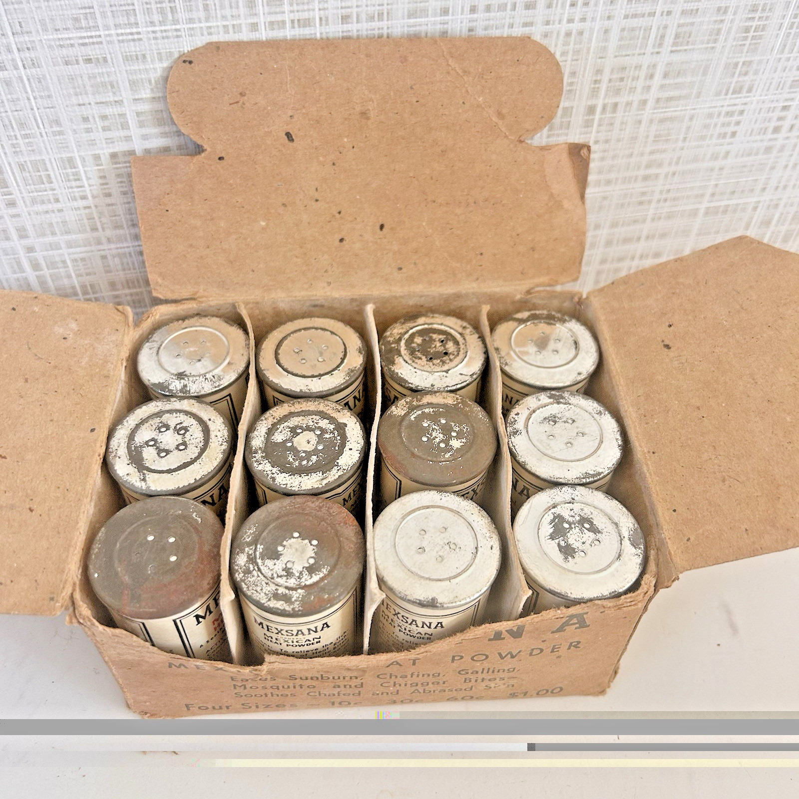 Vintage Mexsana Mexican Heat Powder 10 Cent Size Cans 3/4 Oz Bundle of 12 & Box