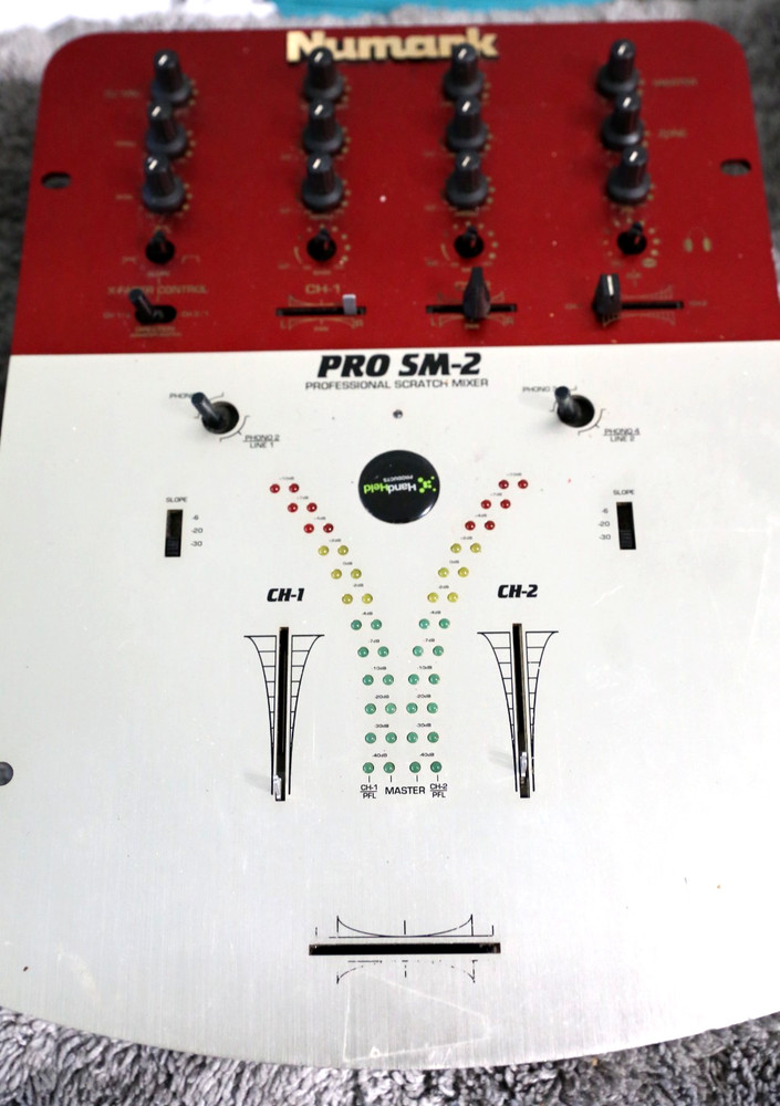 Numark PRO SM-2 professional scratch mixer.