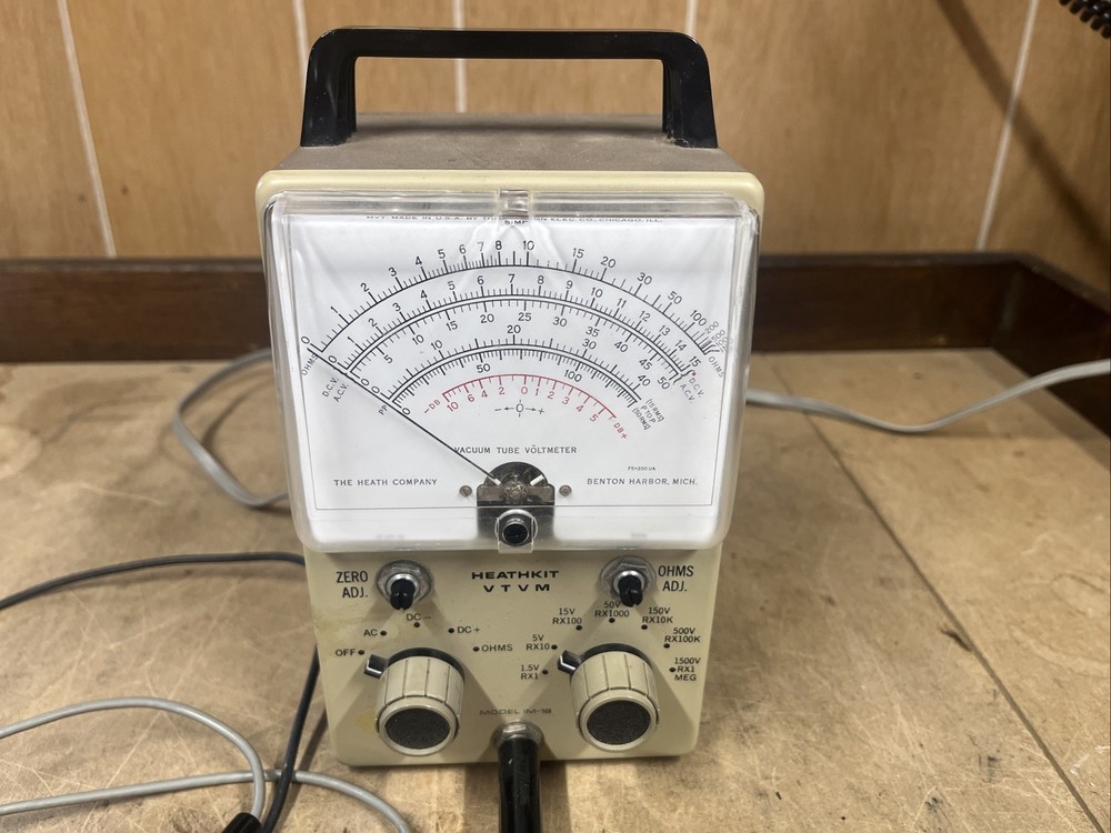 Heathkit VTVM Model IM-18 - Powers On