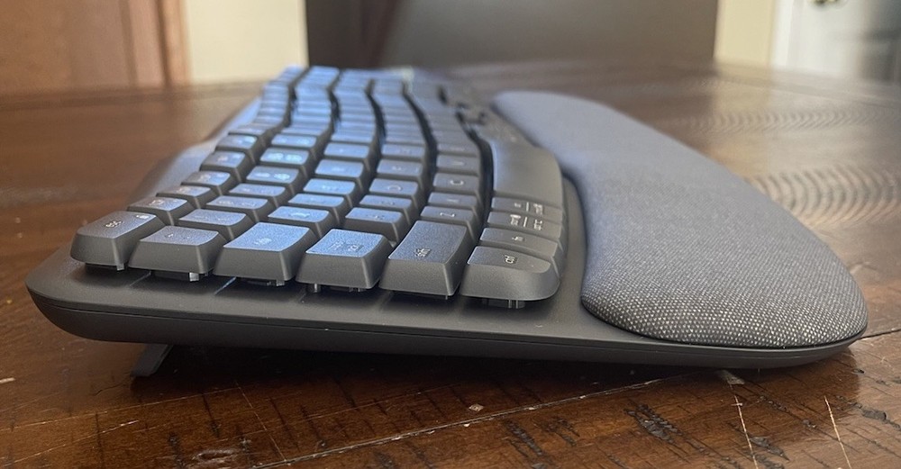 Logitech MK670 Performance Wireless Keyboard and Mouse Combo - Black