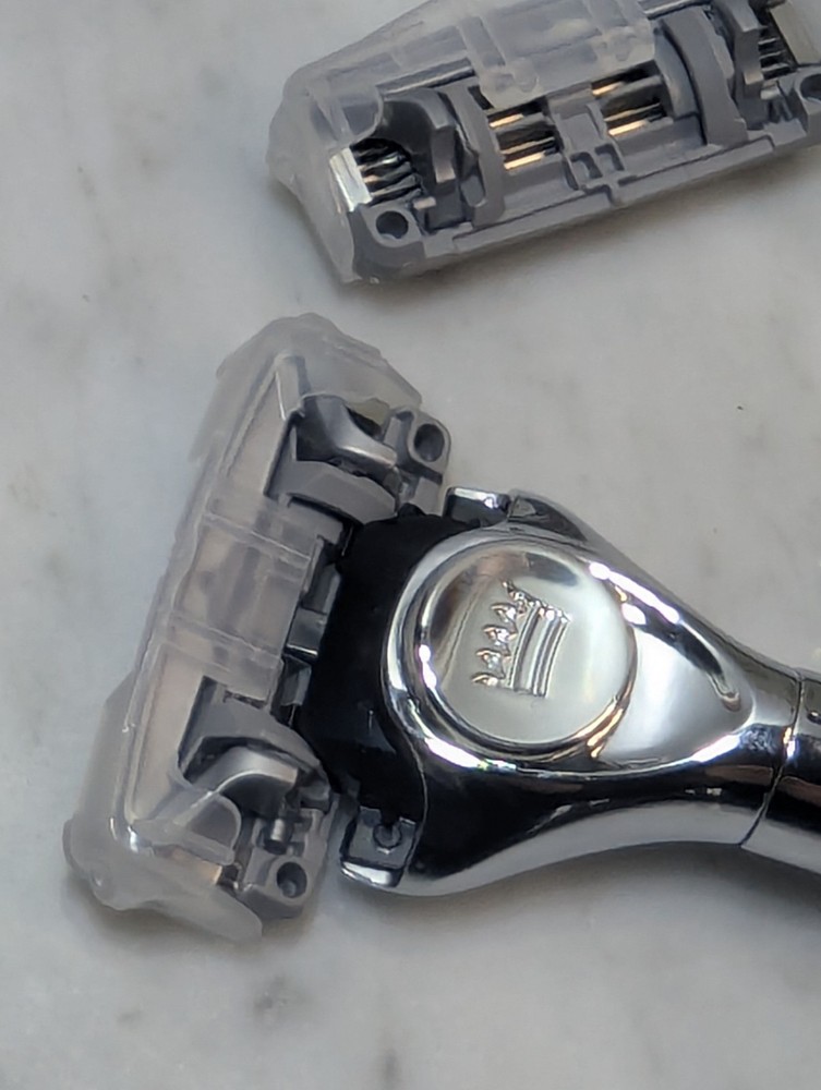 ✨🖤 𝓟𝓻𝓮𝓶𝓲𝓾𝓶 𝓒𝓻𝓮𝓶𝓸 𝓗𝓮𝓻𝓲𝓽𝓪𝓰𝓮 𝓑𝓵𝓪𝓬𝓴 Shave Set 🪒💧