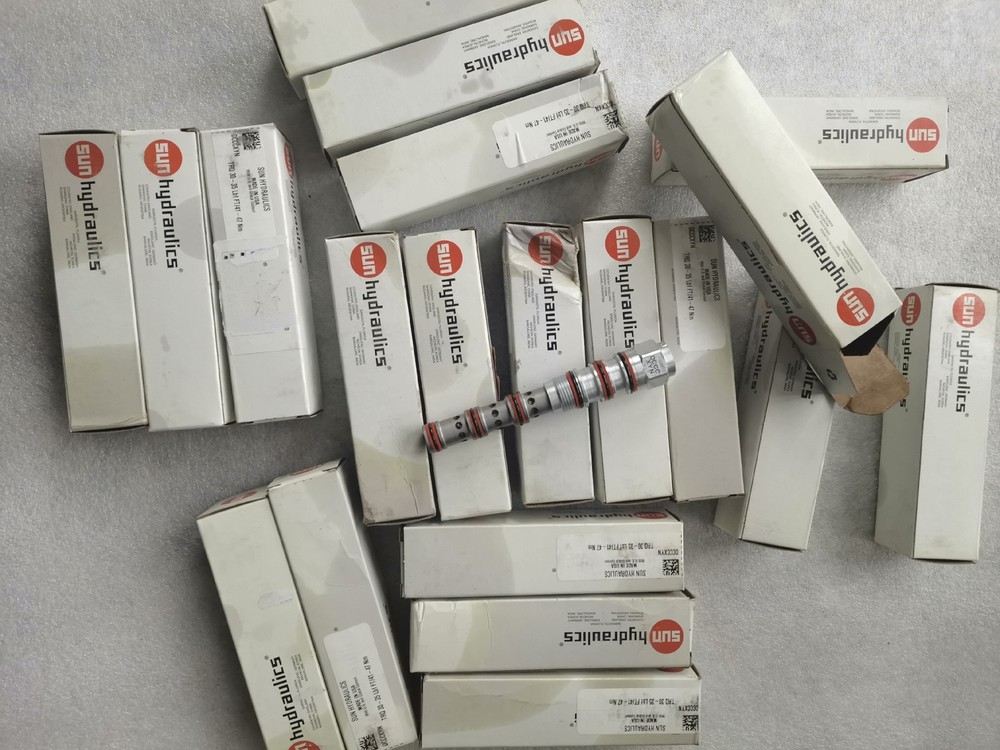 1PCS DCCC-XYN Pressure valve