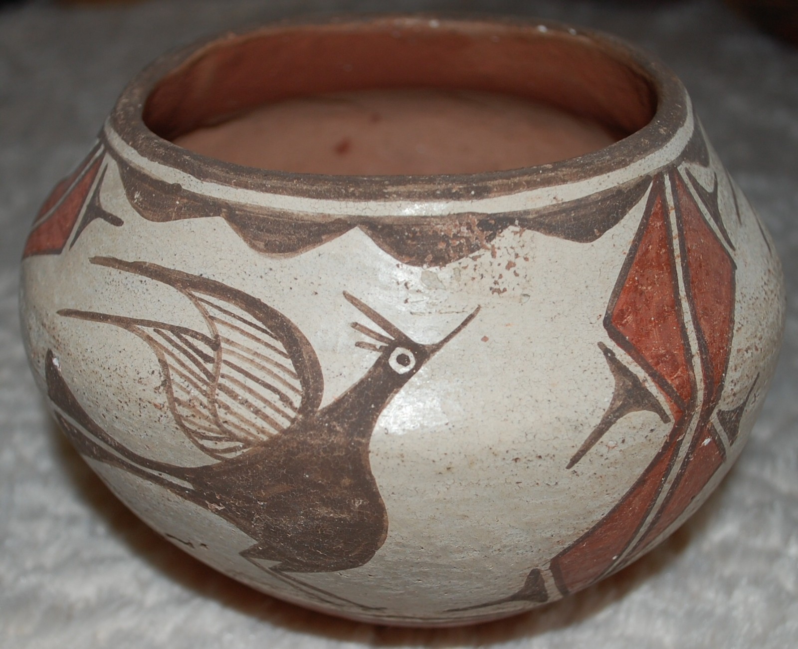 Early 1930-40's SEFERINA BELL Zia Pottery Bow w/Bird and Geometric designs
