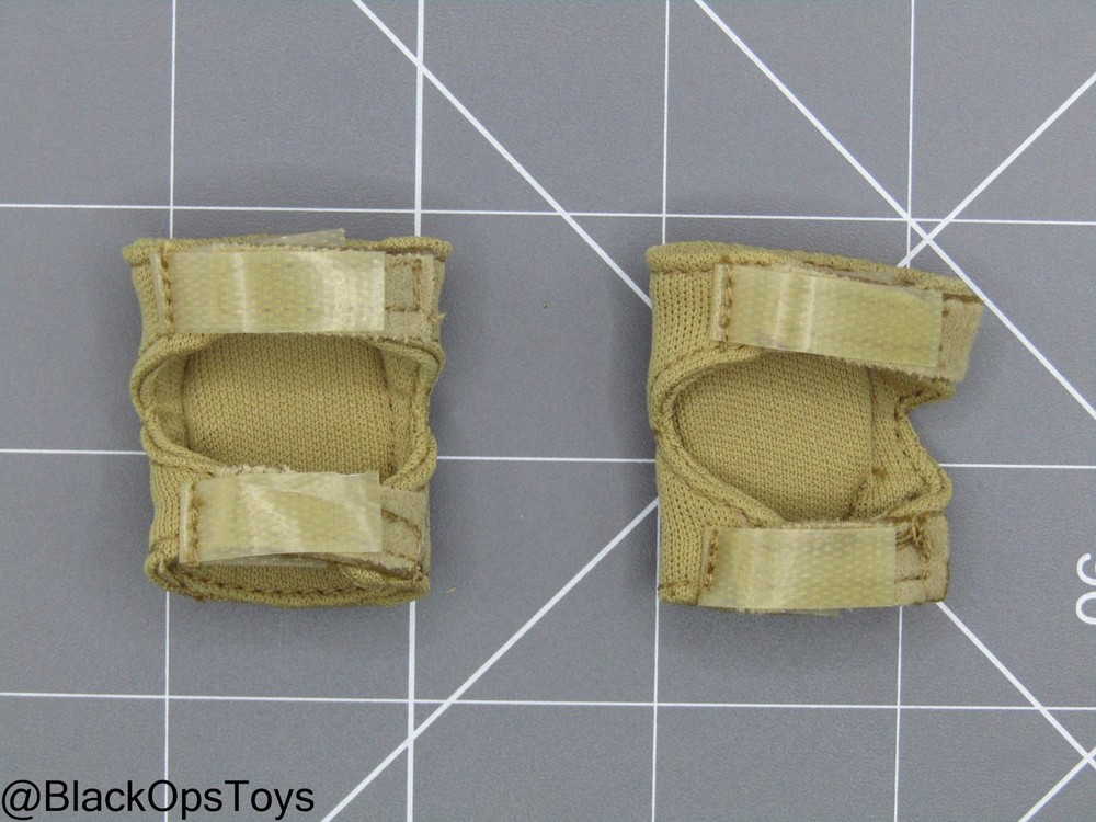 Bam 1/6 Scale Tan Knee Pads (ACE)