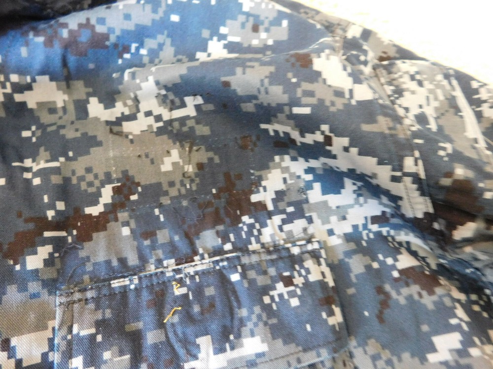 US NAVY WORKING BLOUSE COAT SIZE LARGE - X LONG