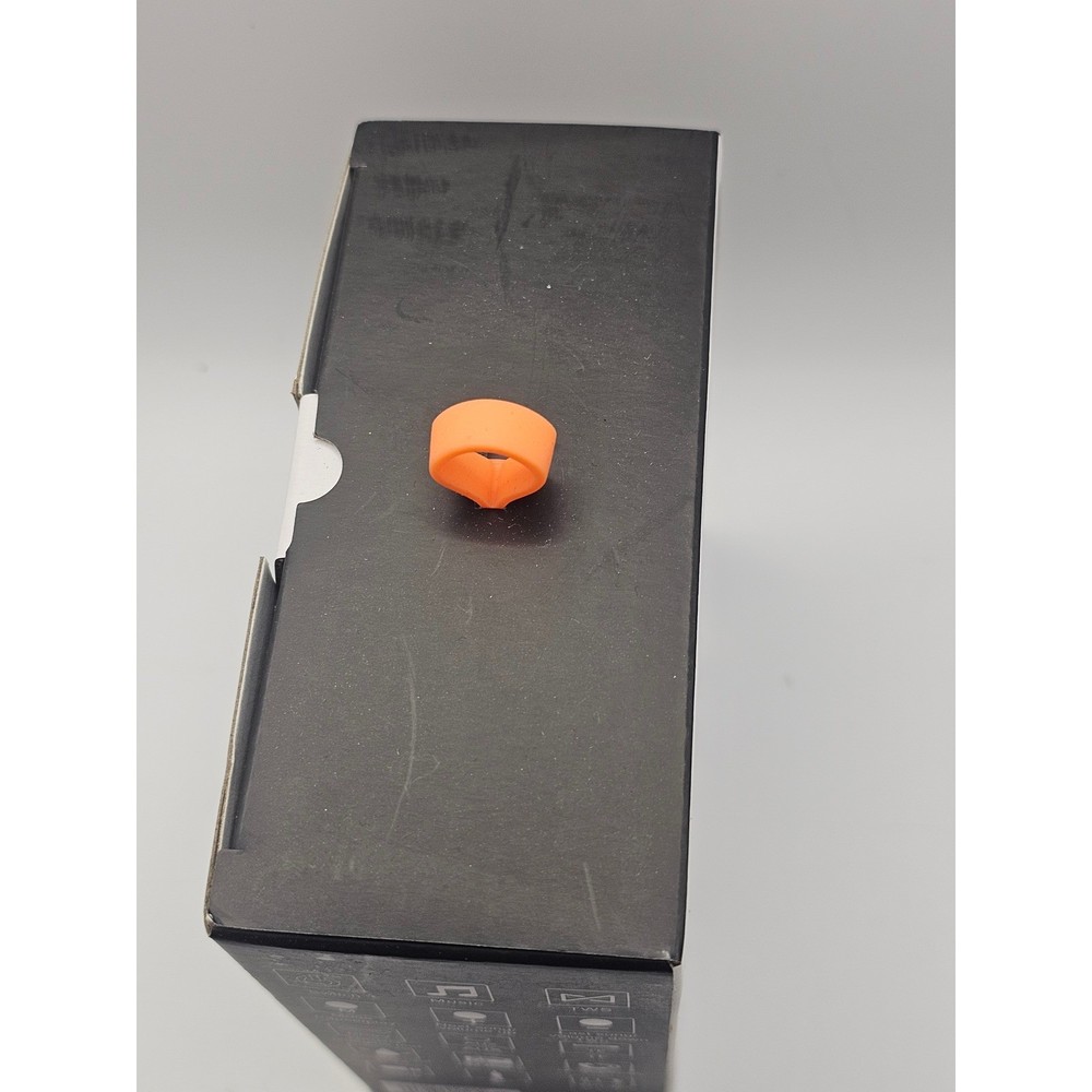 "Hooked" HD-39WP portable Bluetooth speaker. NIB Rugged-LED Lighting-Rubber