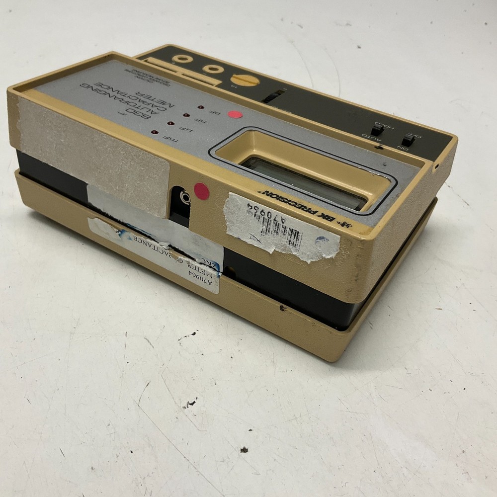 B&K 830 Autoranging Capacitance Meter Tested and Working UNIT ONLY