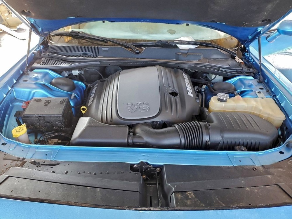 CHALLENGE 2016 Glove Box 5009259