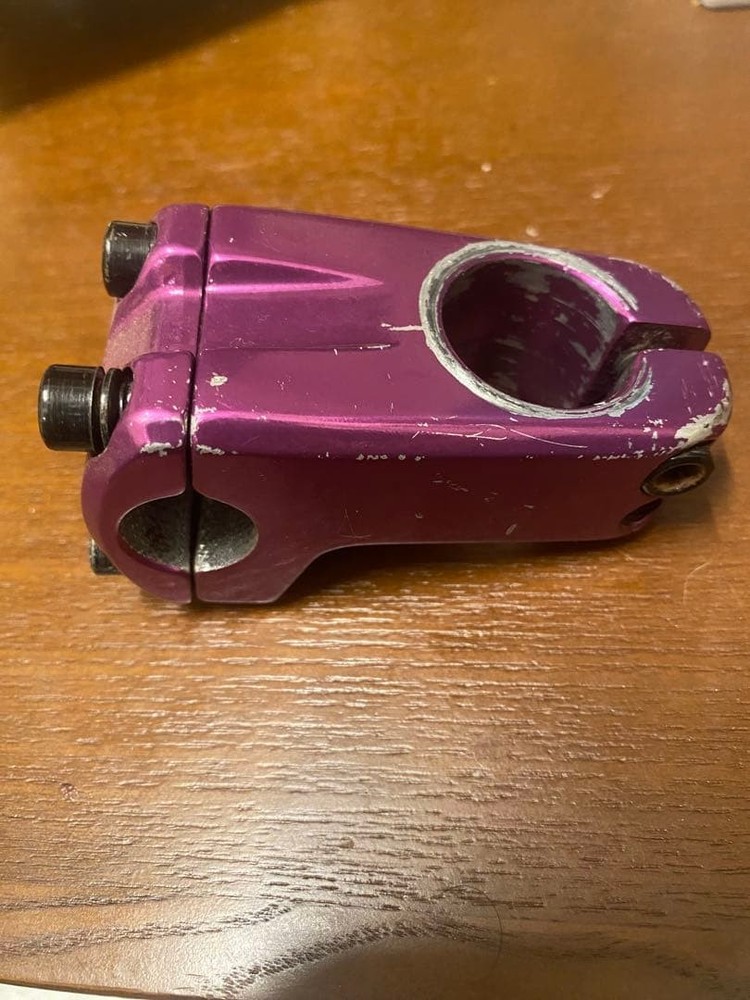 fbm purple stem with scratches