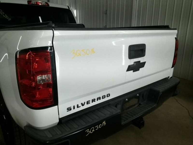 SILVRDO15 2017 Glove Box 104703258