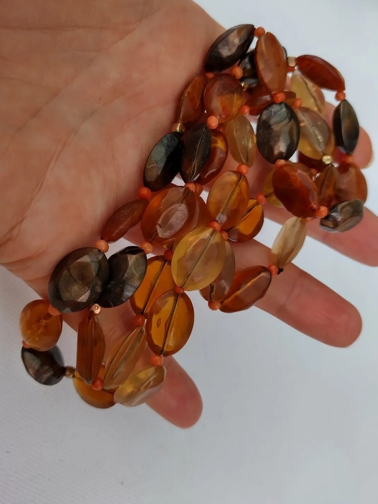 Vintage plastic necklace