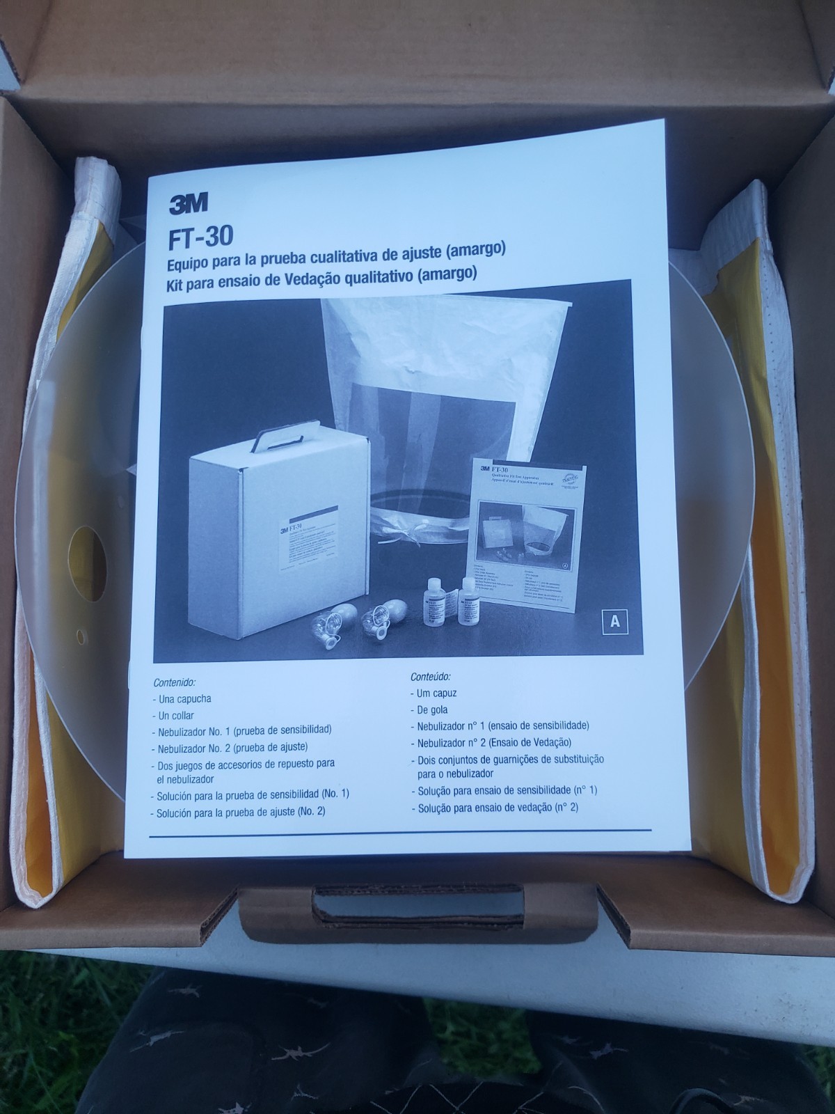3M HealthCare FT-30 Qualitative Respirator Fit Test Kit Bitter Solution 3M 54203