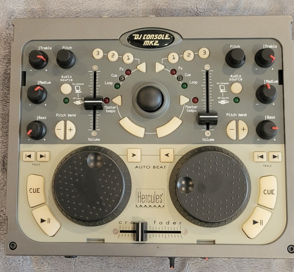 🔥Hercules DJ Console MK2 with USB Cable, Cover, Plastic Shell & Original Box🔥