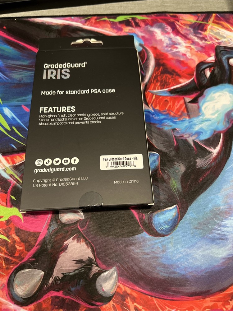 GRADEDGUARD IRIS - PSA GRADED CARD CASE GUARD PROTECTOR - LIMITED EDITION