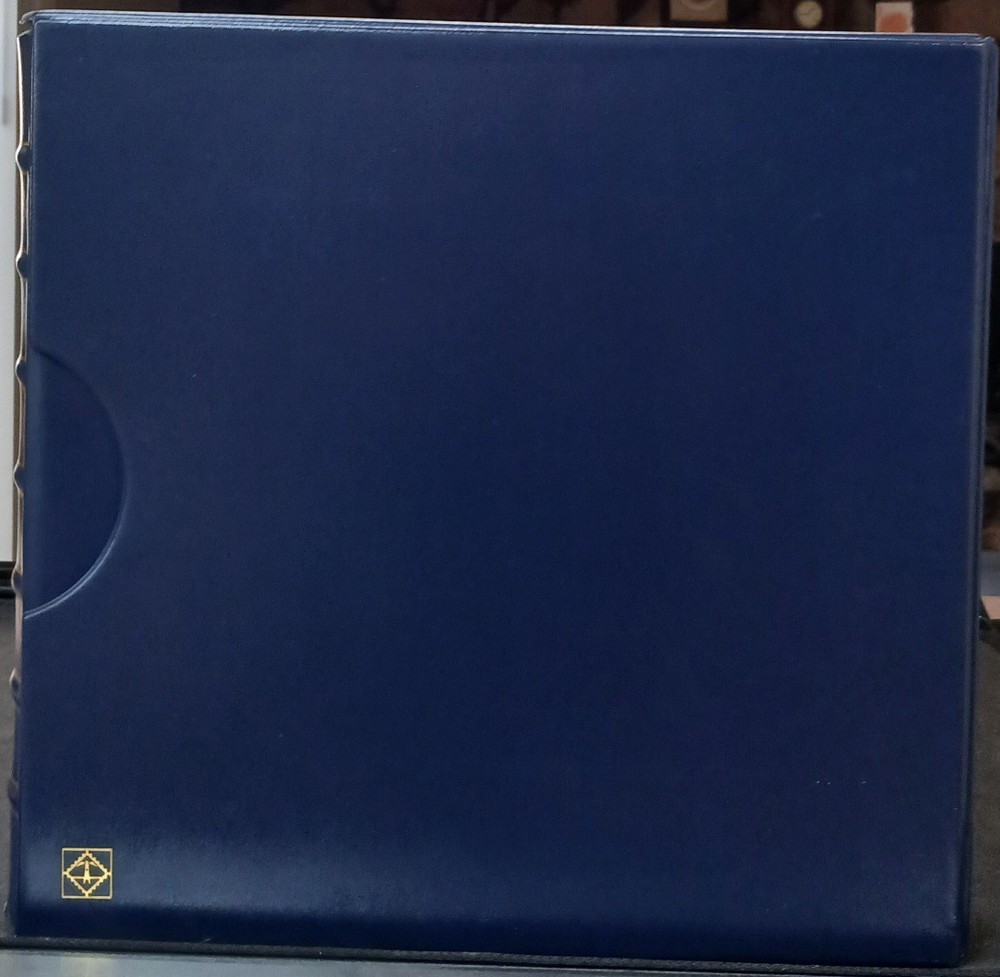 Large Lighthouse/Leuchtturm 4 Ring Album & Slipcase