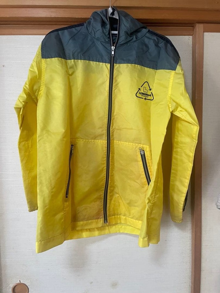 hide windbreaker